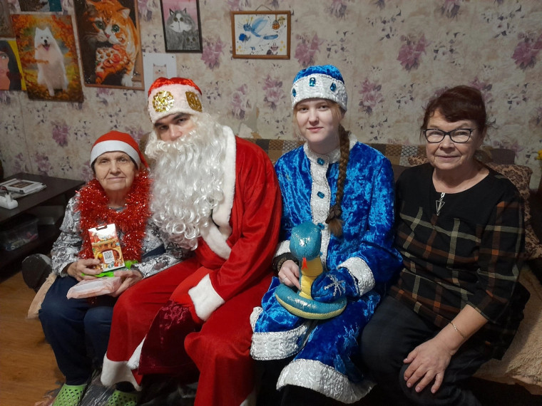 ПОЗДРАВЛЕНИЕ ВЕТЕРАНОВ.