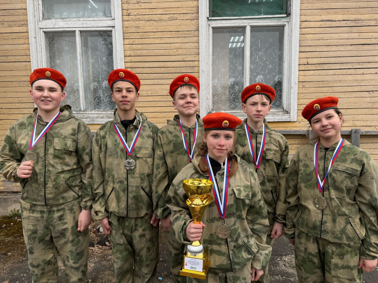 Сегодня на базе Районного центра дополнительного образования с.Корткерос прошел муниципальный этап Всероссийской военно-патриотической игры "Зарница 2.0".